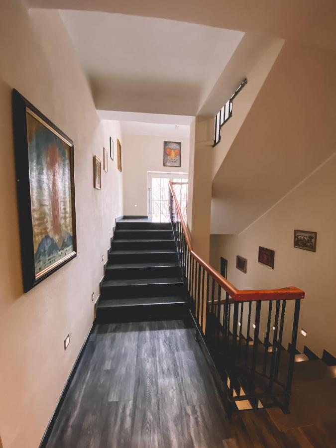 Hotel Hafenresidenz ชตราลซุนด์ ภายนอก รูปภาพ